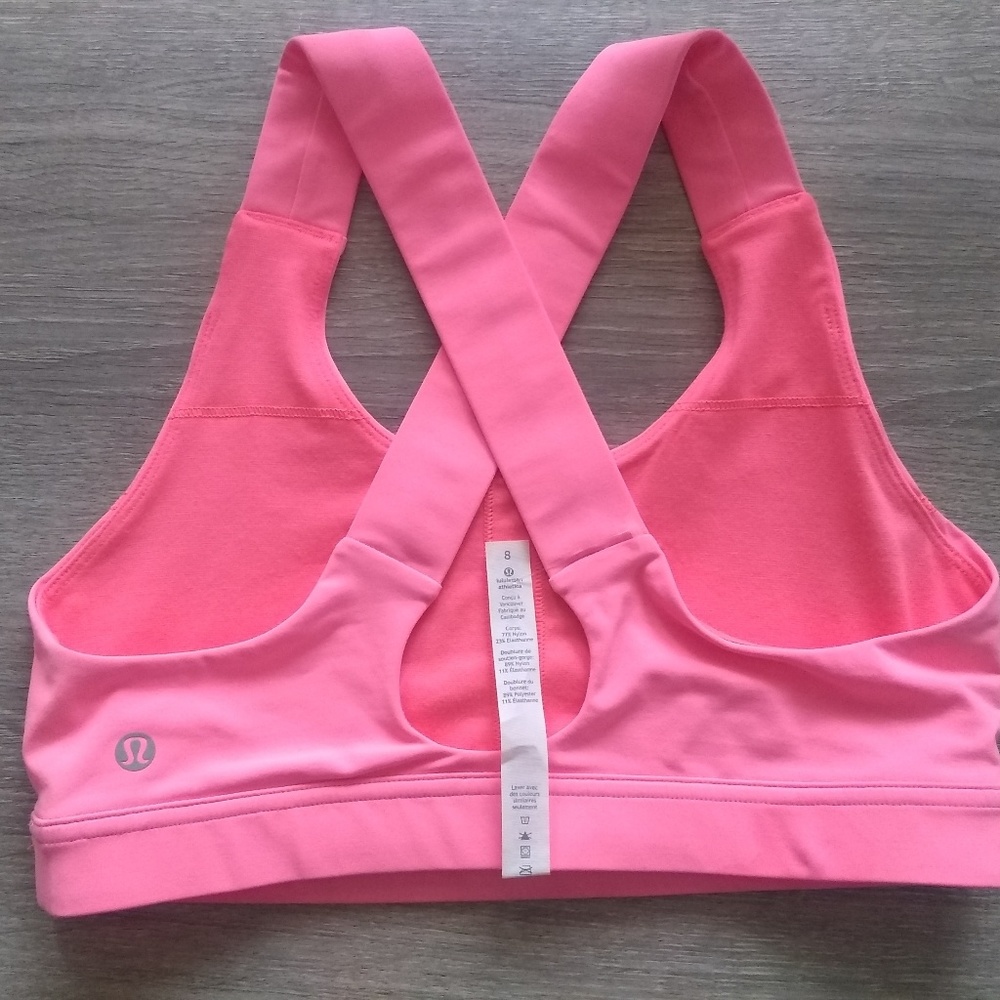 Lululemon sports bra